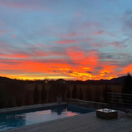 La Tuiliere Bed & Breakfast